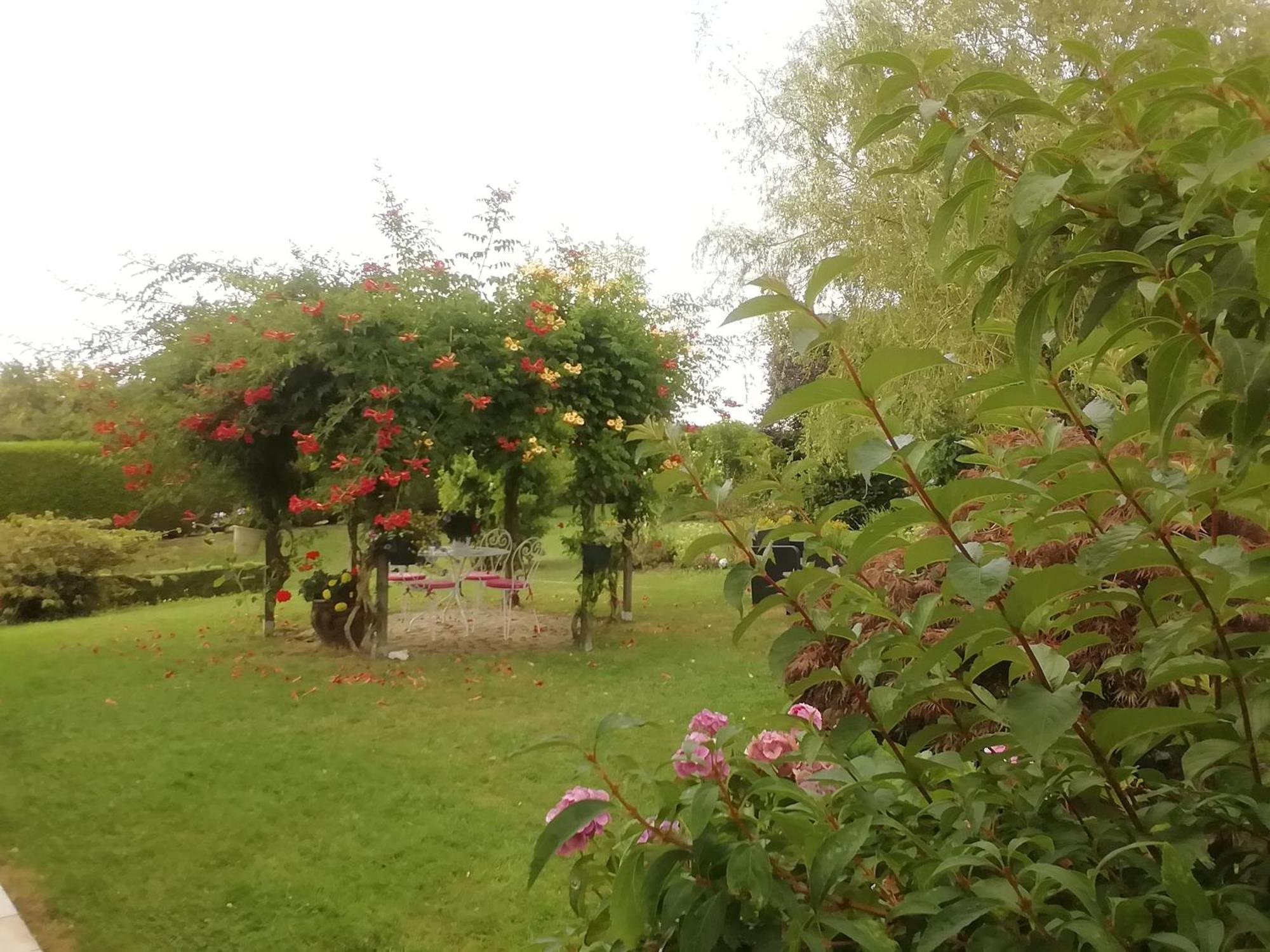 La Maison De Marie Beaumont-les-Autels ภายนอก รูปภาพ